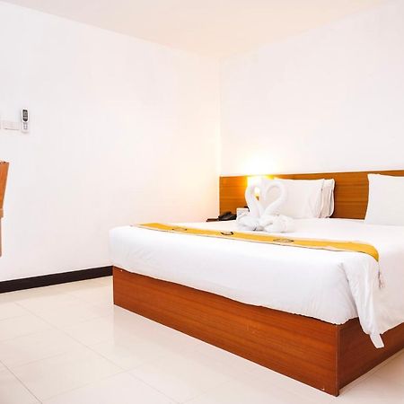 Neptuna Hotel Patong Екстер'єр фото