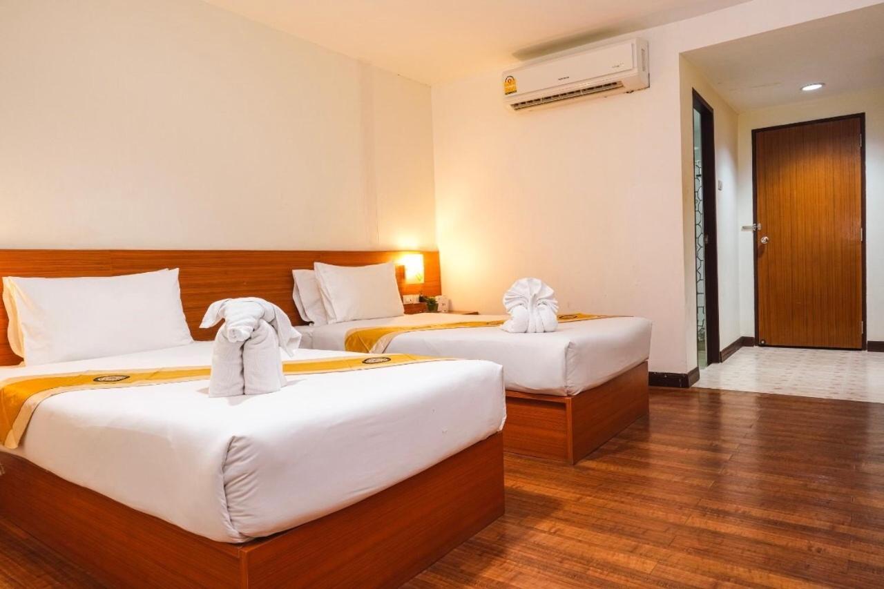 Neptuna Hotel Patong Екстер'єр фото