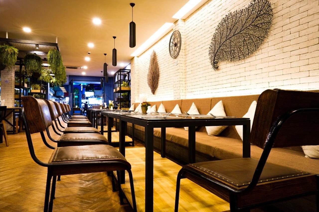 Neptuna Hotel Patong Екстер'єр фото
