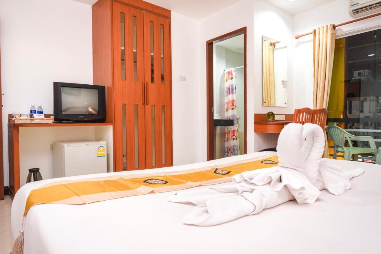 Neptuna Hotel Patong Екстер'єр фото